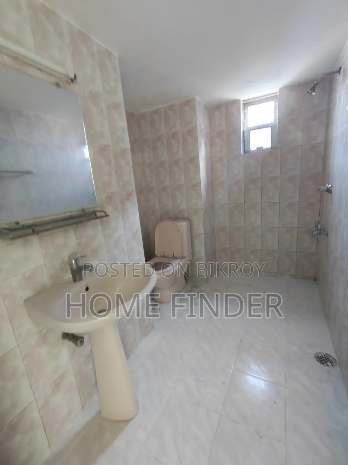3bdrm Apartment in Gulshan for Rent