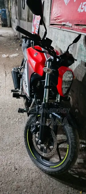 Suzuki Gixxer Fi ABS 2023 Orange