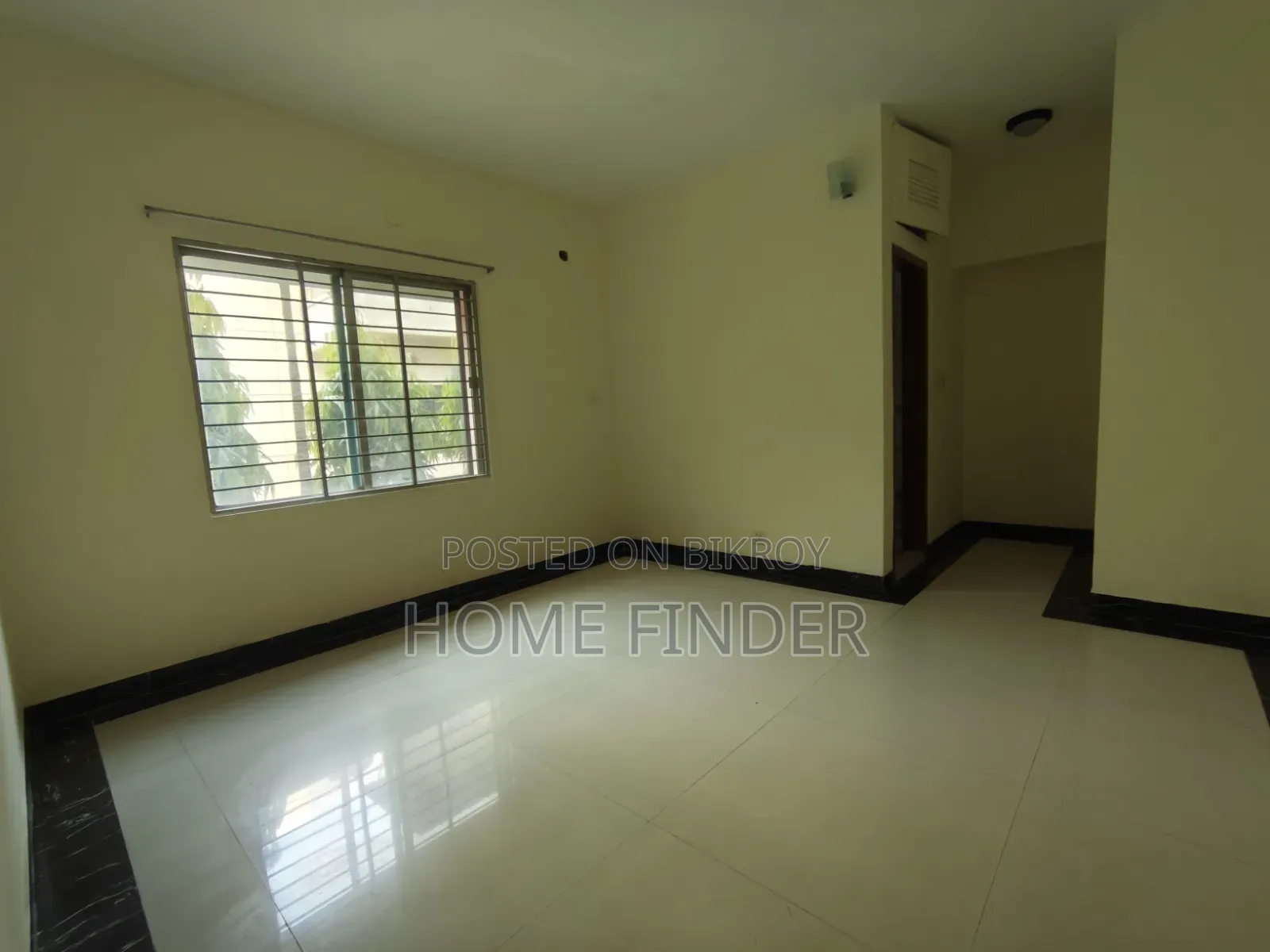 4bdrm Apartment in Gulshan for Rent