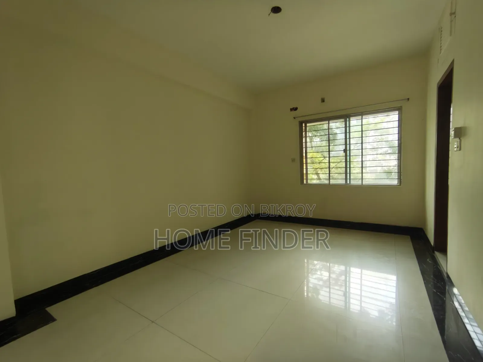 4bdrm Apartment in Gulshan for Rent