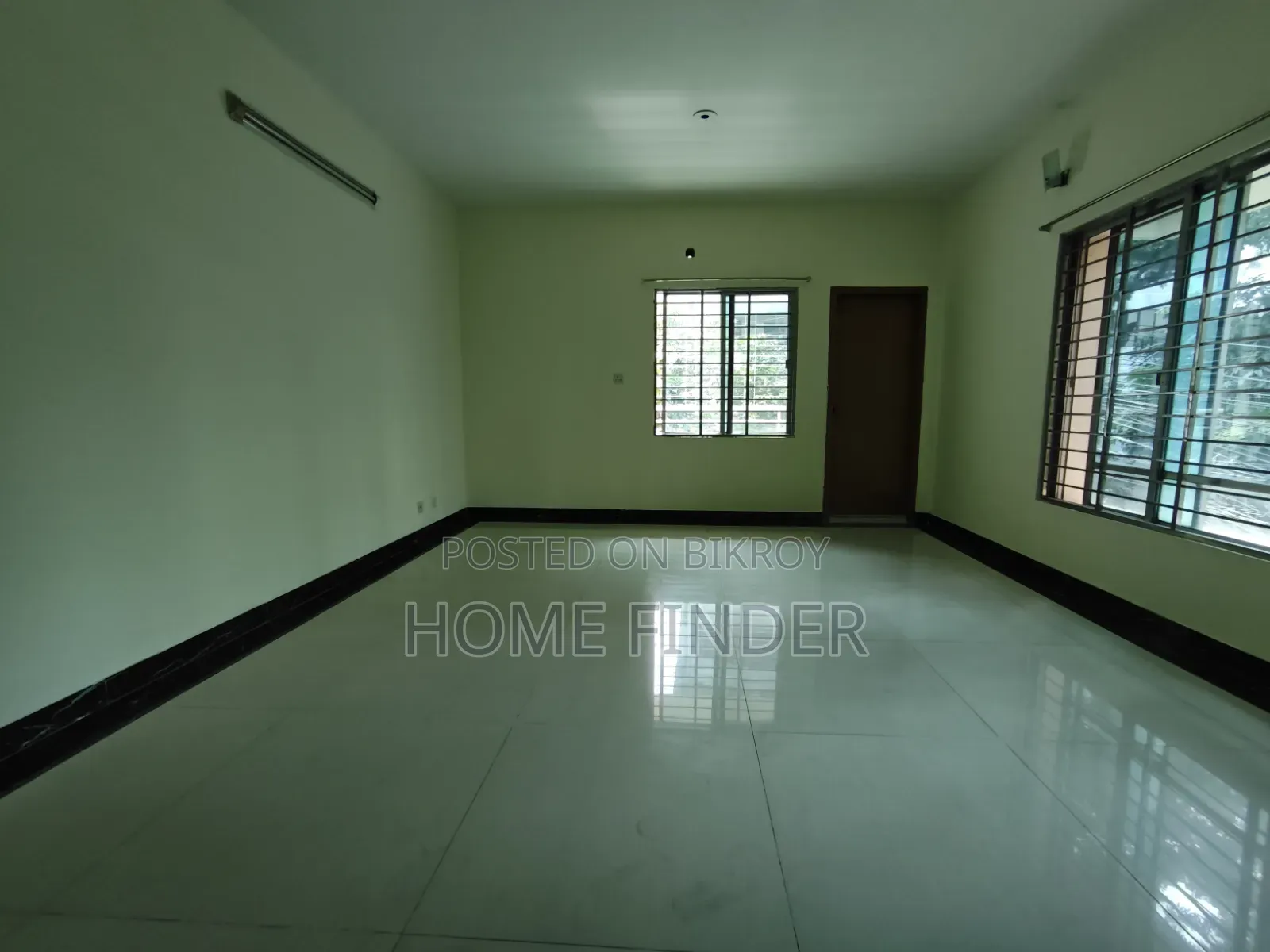 4bdrm Apartment in Gulshan for Rent