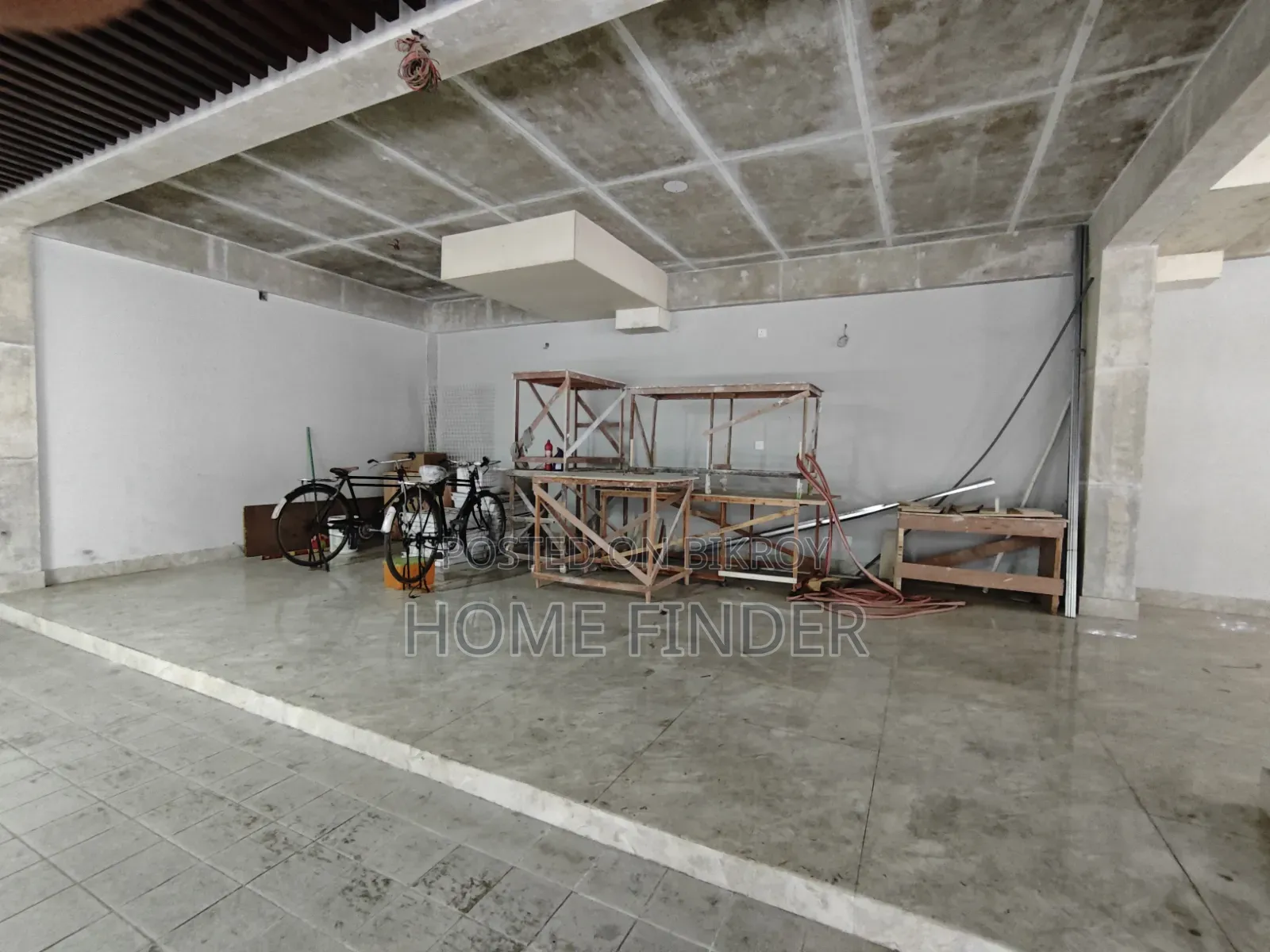 1400 SQFT Ground Floor Coffee Shop Space for Rent in Gulshan
