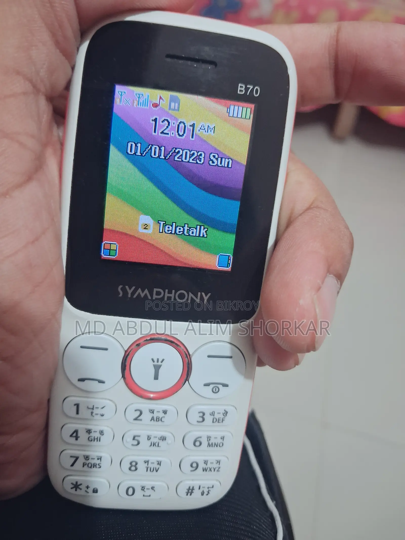 Symphony B70 White