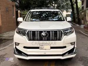 টয়োটা ল্যান্ড ক্রুজার প্রাডো ২.৭ ২০১৮ পার্ল