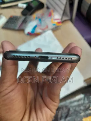 Apple iPhone 8 64 GB Black