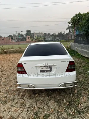 Toyota Corolla 2002 White
