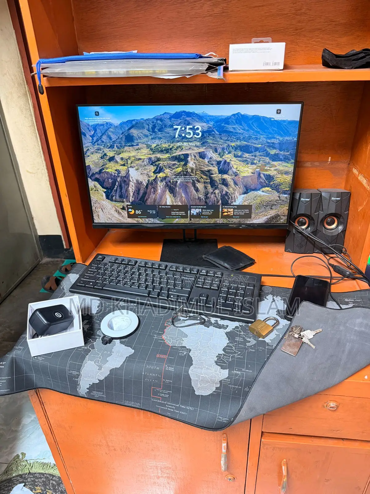 Desktop Computer 8GB AMD Ryzen 5 SSD 256GB