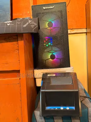 Desktop Computer 8GB AMD Ryzen 5 SSD 256GB