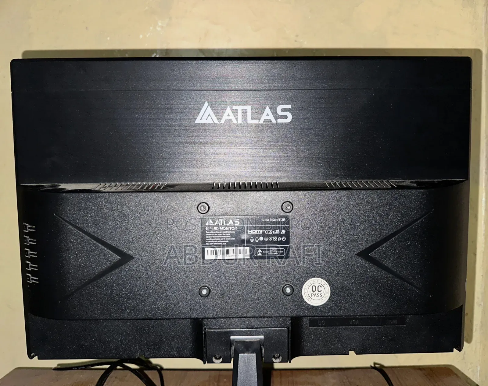 Atlas 19" Monitor