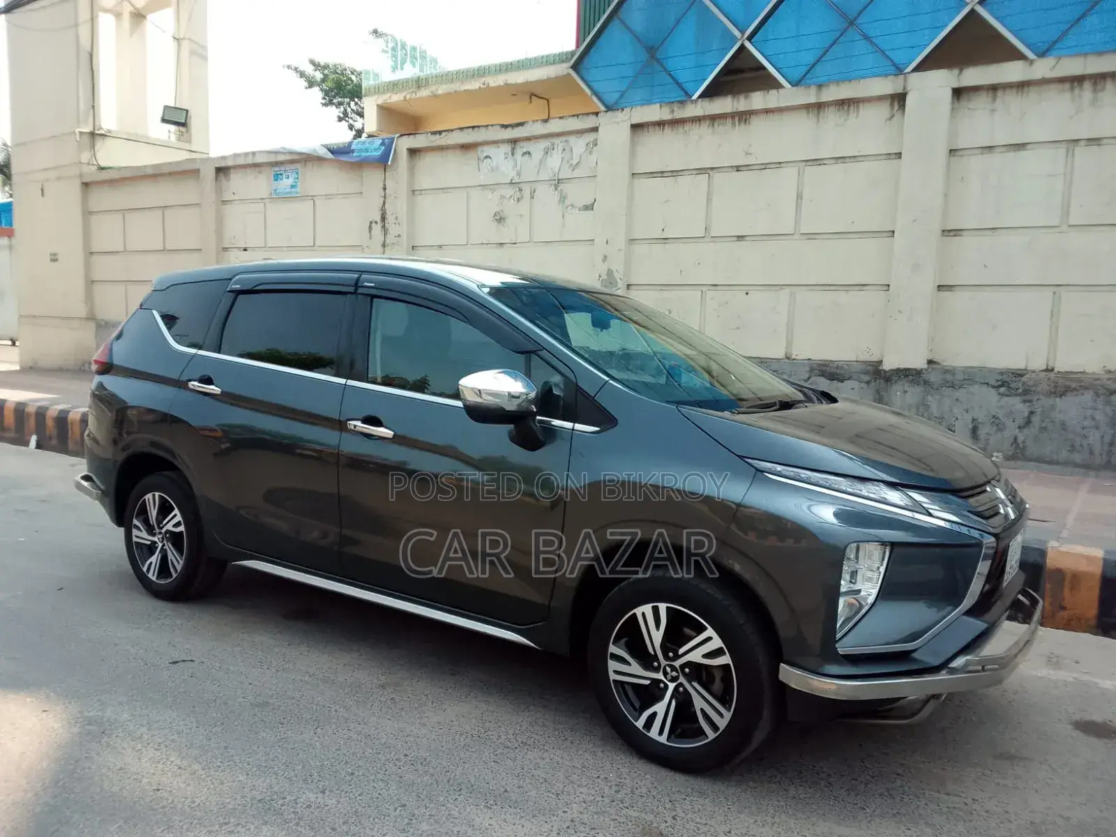 Mitsubishi Xpander G 2021 Gray