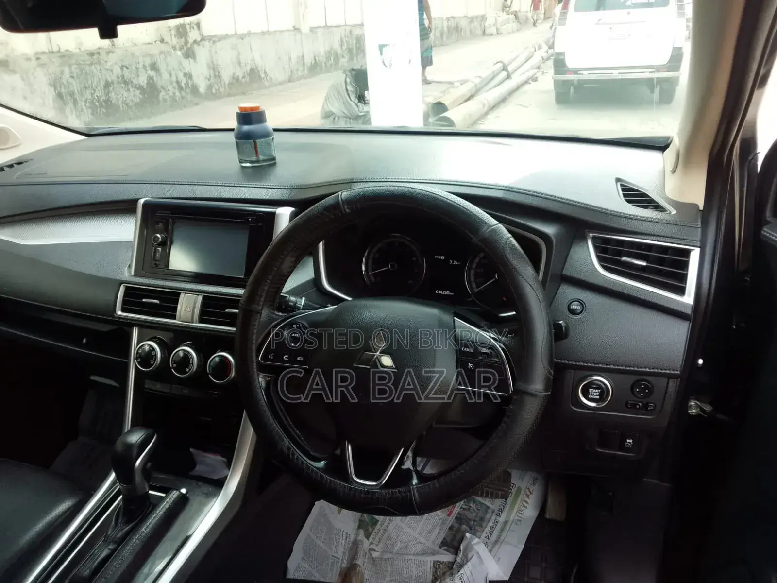 Mitsubishi Xpander G 2021 Gray