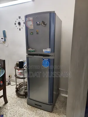 Walton WFB-2b6 Fridge for Sale | 252L | Fully Functional