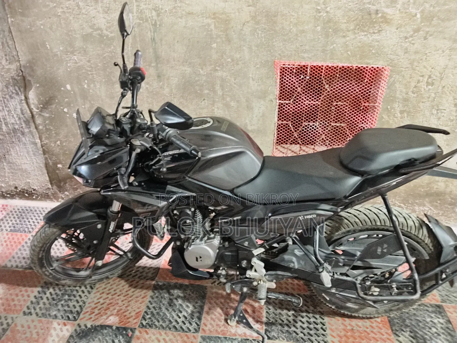 Hero Xtreme 125R 2025 Black