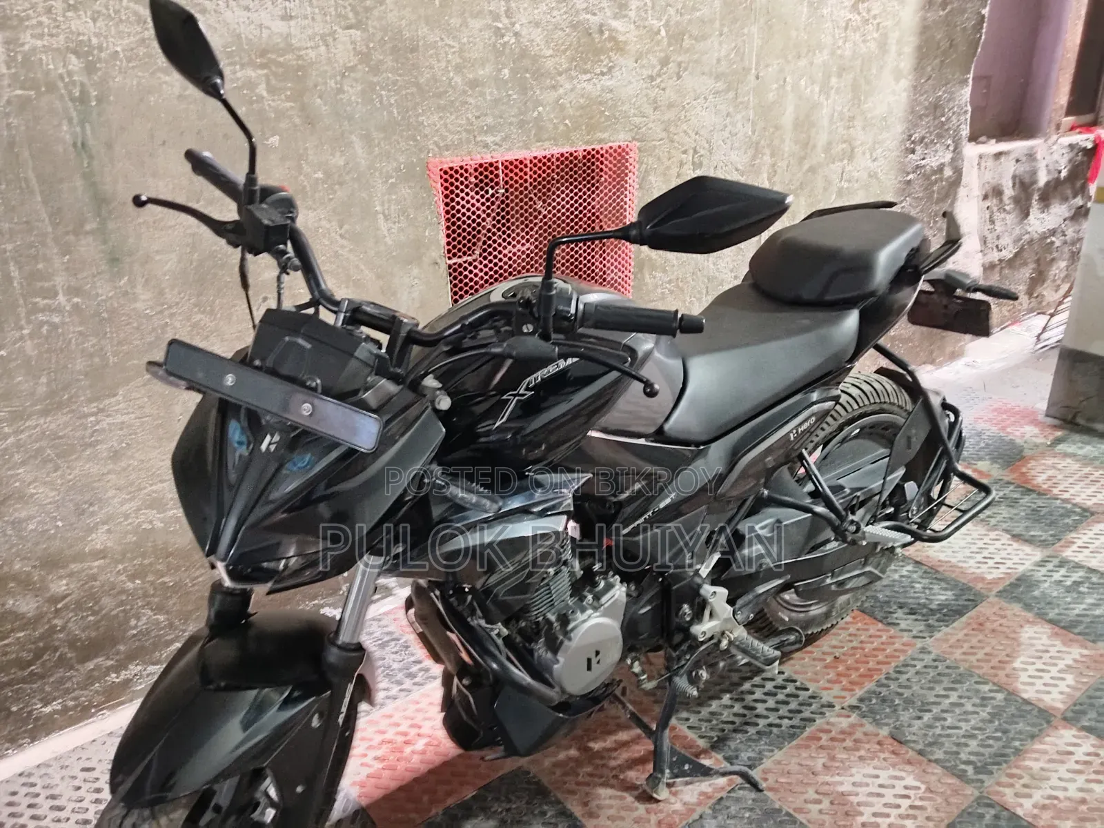 Hero Xtreme 125R 2025 Black