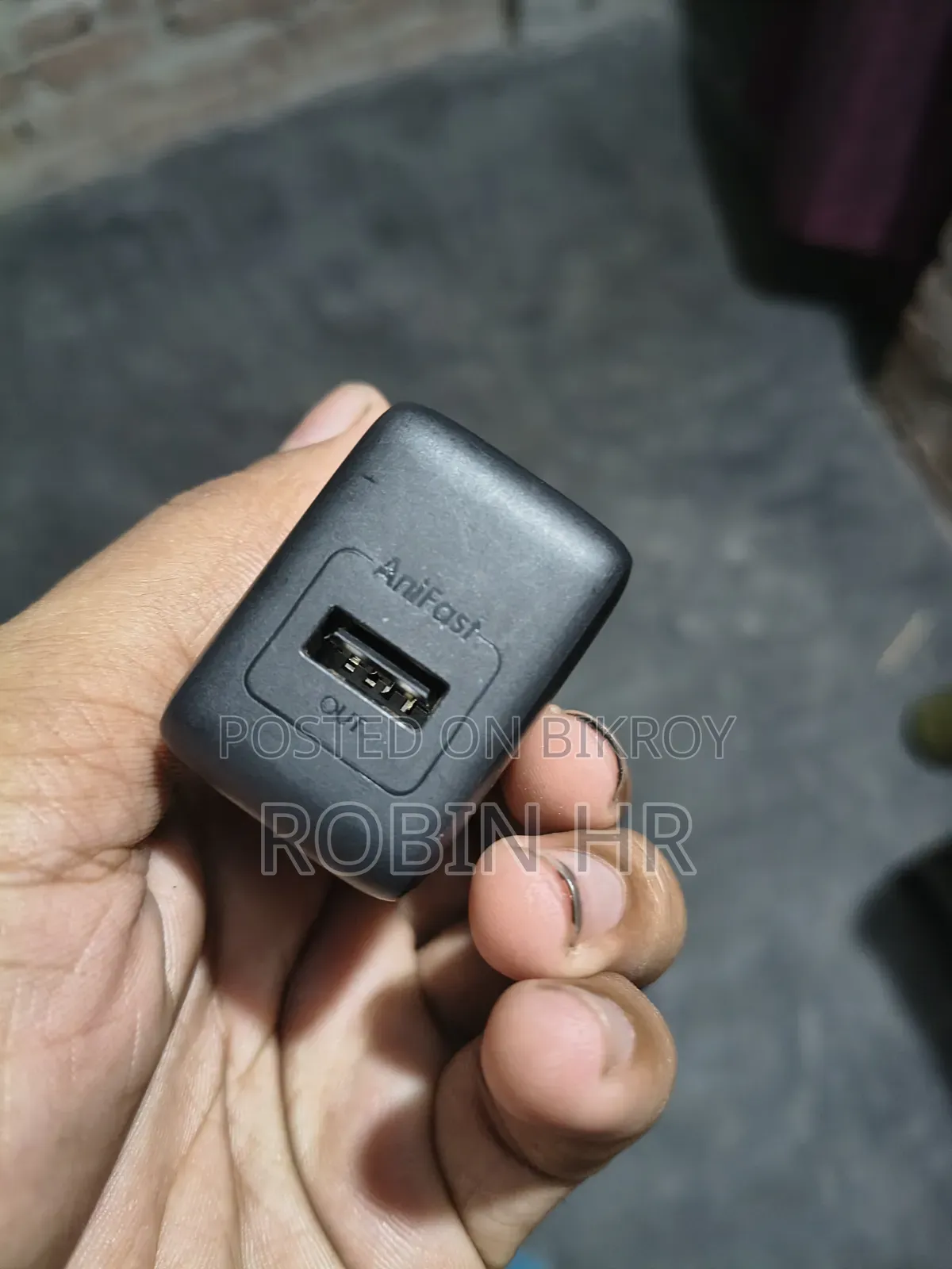 Oraimo Adapter