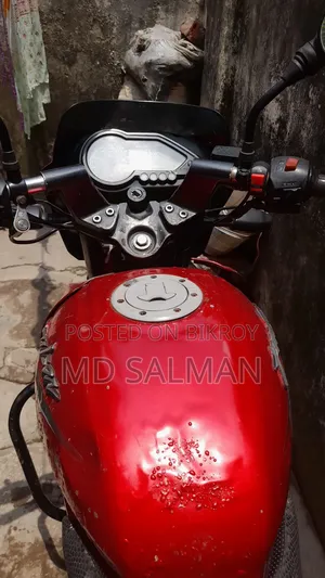 Bajaj Pulsar 150 2012 Red