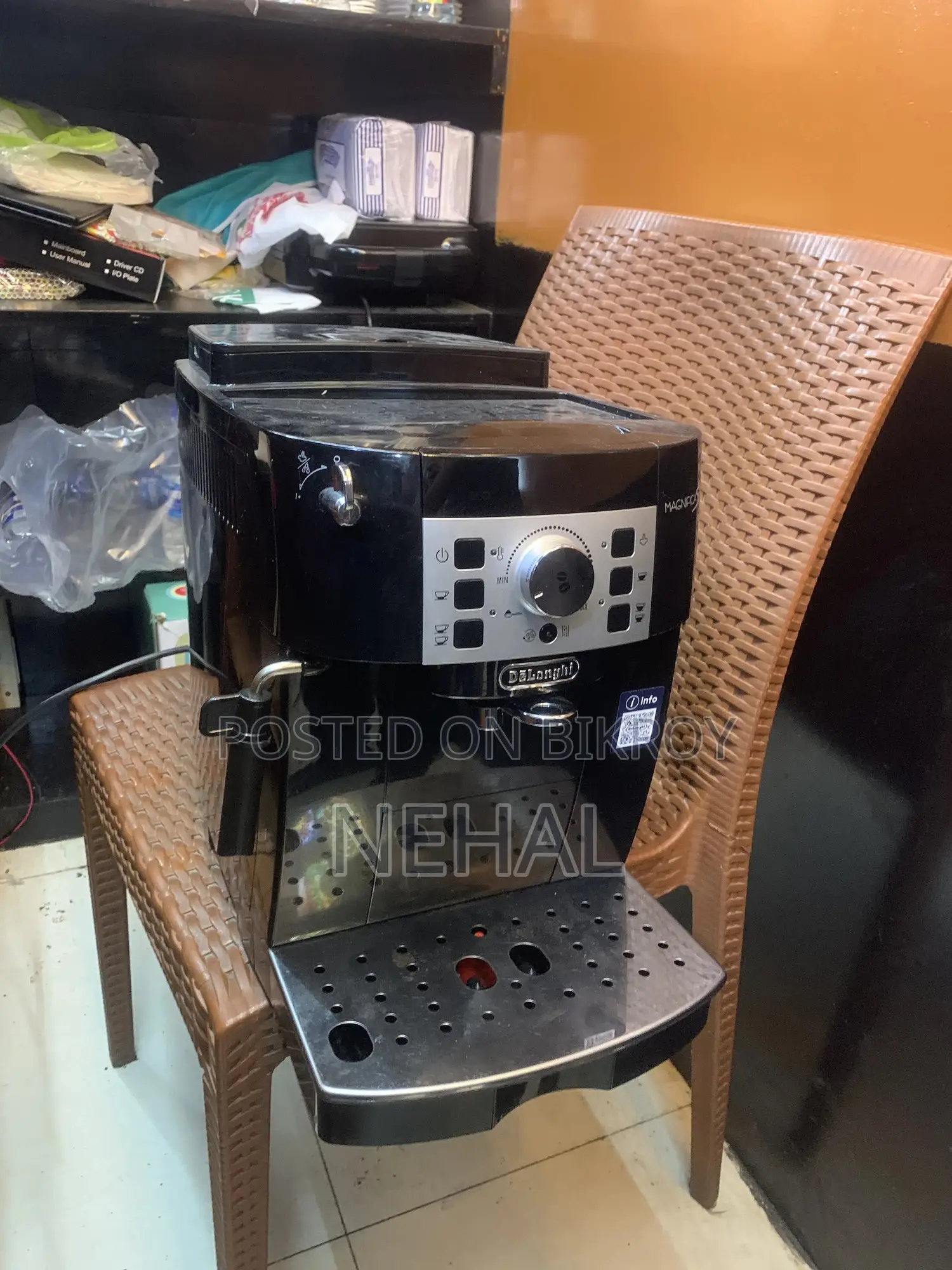 Magnifisa De-Longhi Coffee Machine