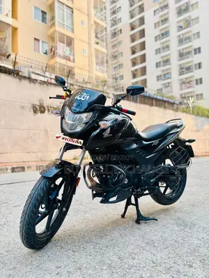 হোন্ডা সিবি ২০২৫ কালো