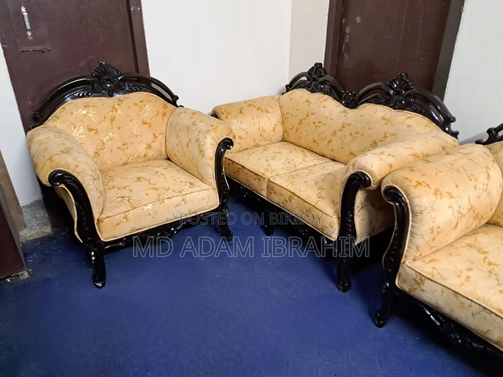 Gorgeous Sofa Set (Akhter Furniture)