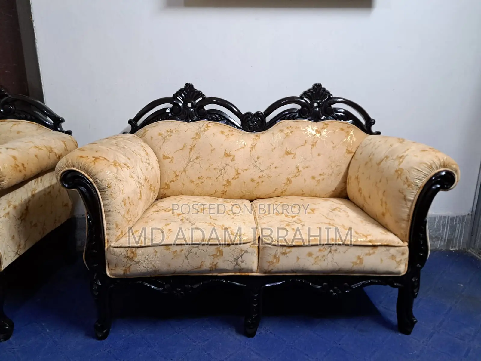 Gorgeous Sofa Set (Akhter Furniture)