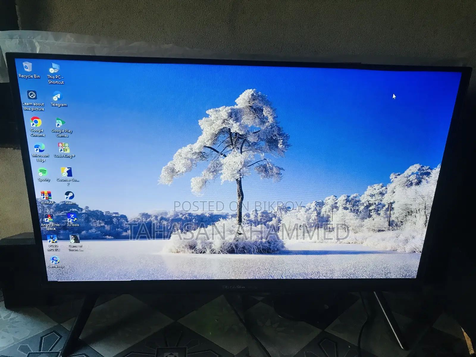 Gigabyte GA-H110MSTX-HD3-ZK 8GB Intel Core i5 750GB SSD