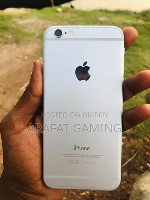Apple iPhone 6 64 GB White