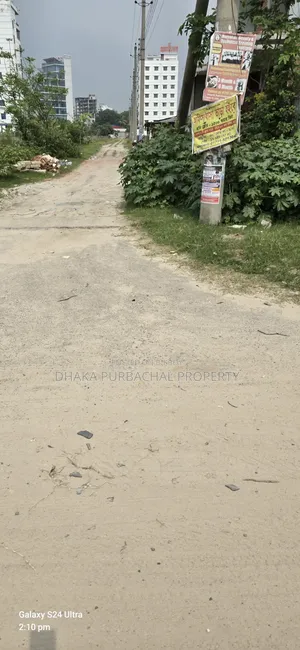 Uttara 3rd Project 17/F, South-Facing 3 Katha Plot for Sale