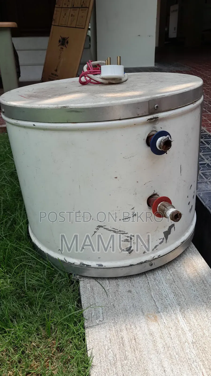ব্যবহৃত ১৫ লিটার গিজার – সচল অবস্থায়