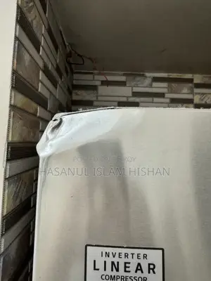 LG 694 Liter Side by Side InstaView Refrigerator