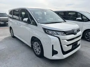 Toyota Noah 2022 Pearl