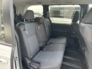 Toyota Noah 2022 Pearl