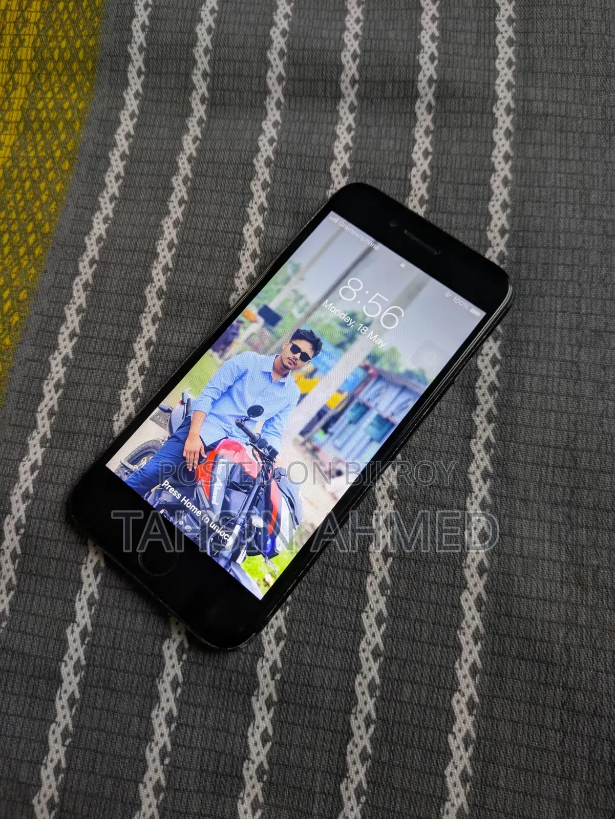 অ্যাপল আইফোন ৭ ৩২ জিবি ব্ল্যাক