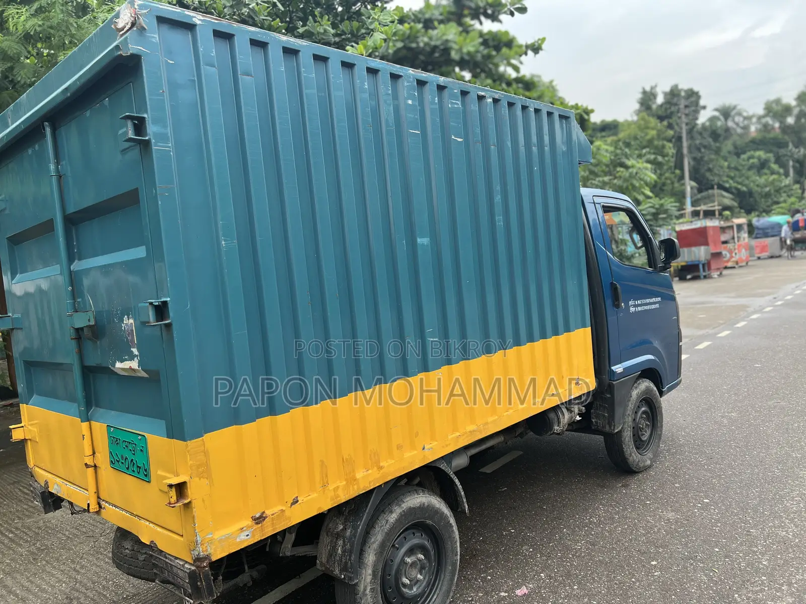 Tata Covered Van