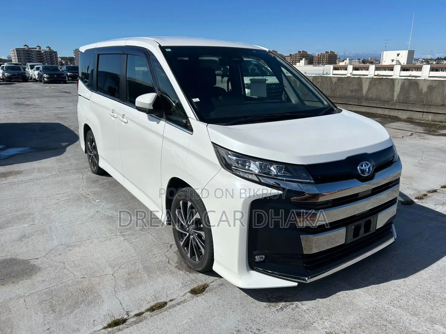 Toyota Noah 2022 Pearl