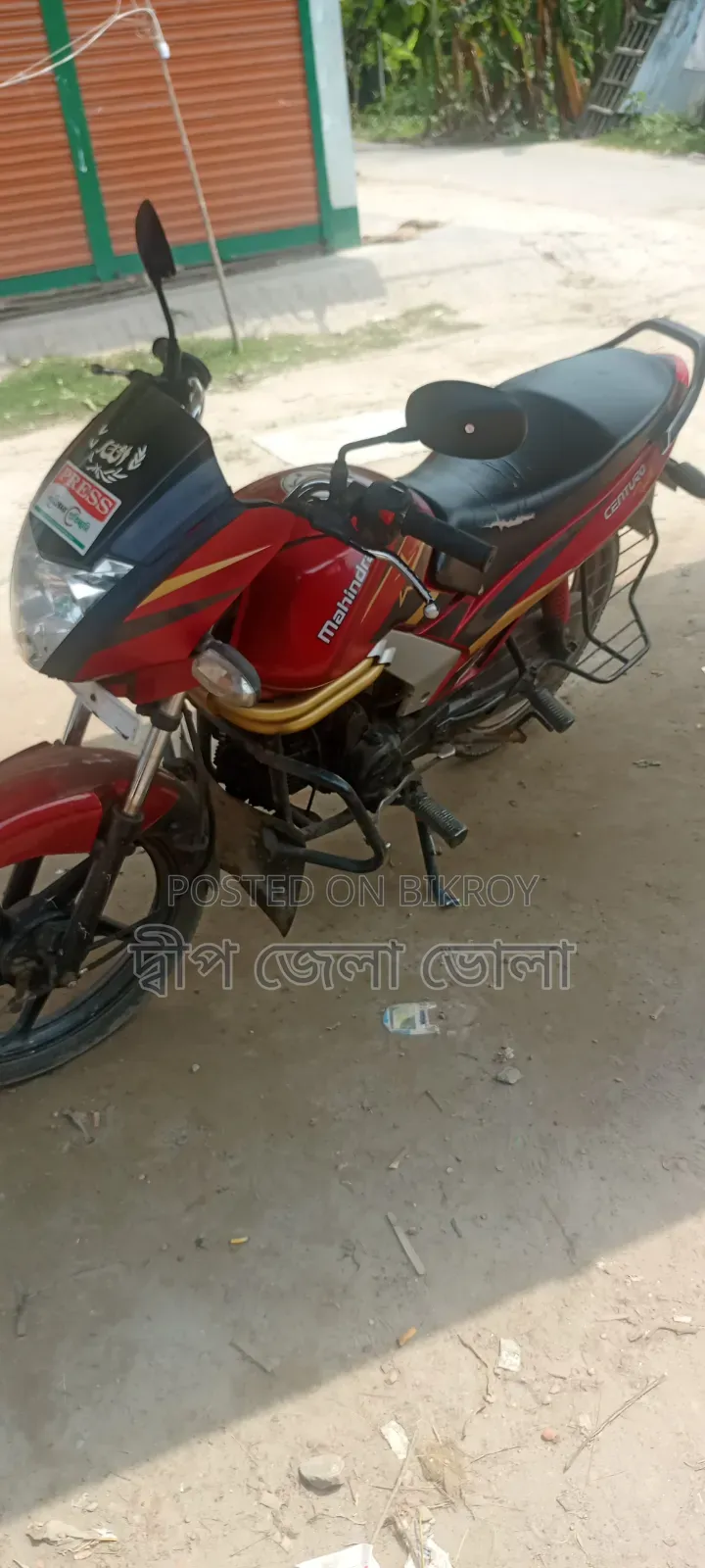 Mahindra Centuro 2018 Red