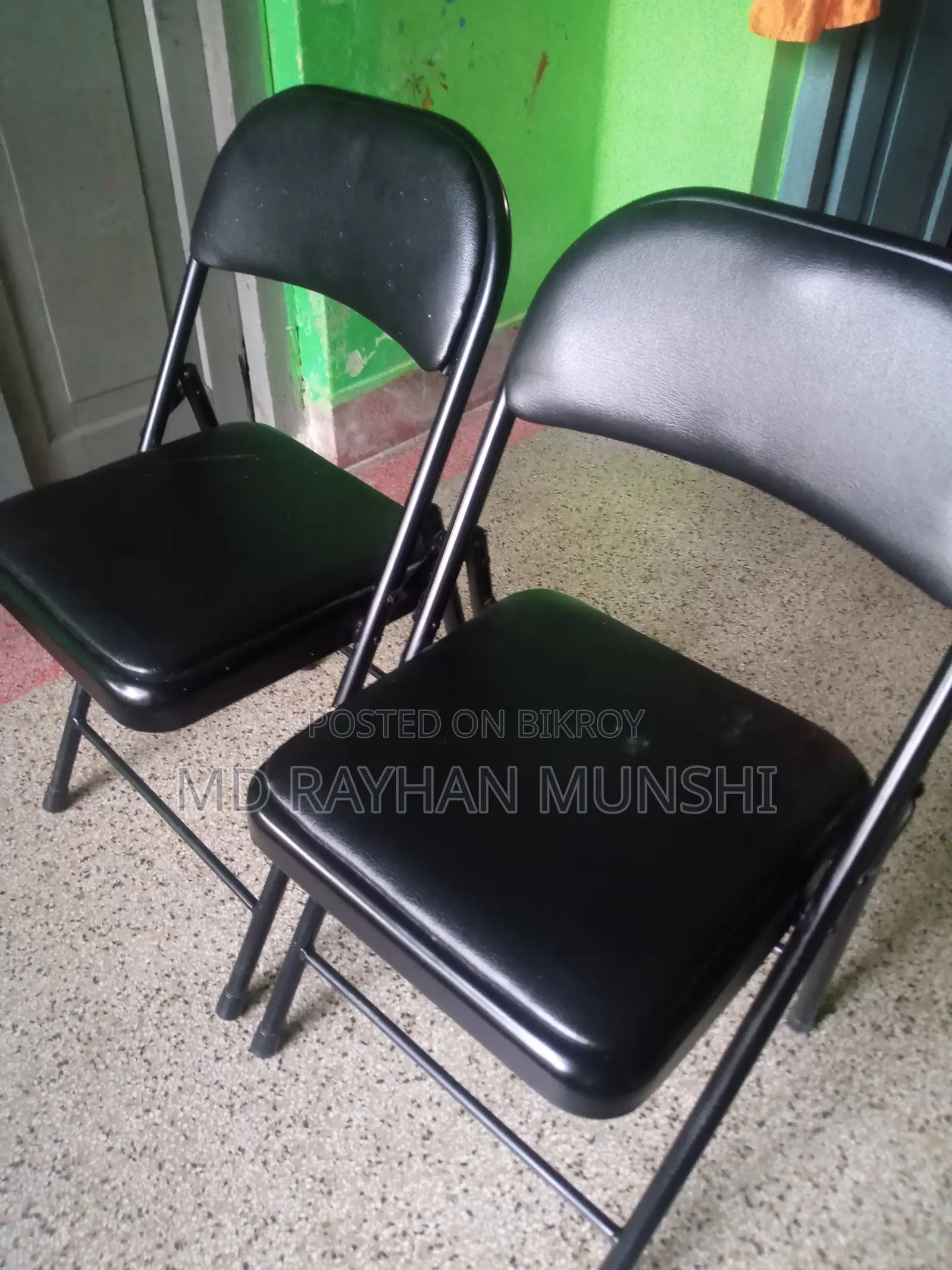 Otobi Chair