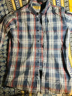 Men’s Shirt M