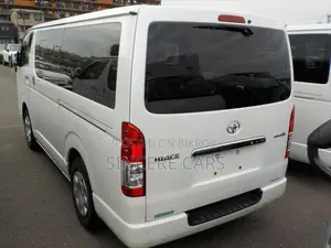 Toyota HiAce 2021 White