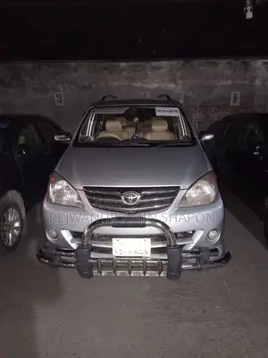 নতুন Toyota Avanza 2008 সিলভার