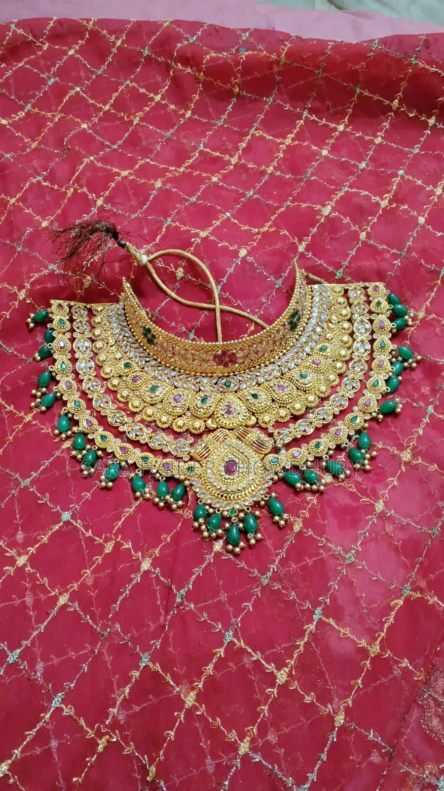 Beautiful Designer Customized Jewellery Set for Sale