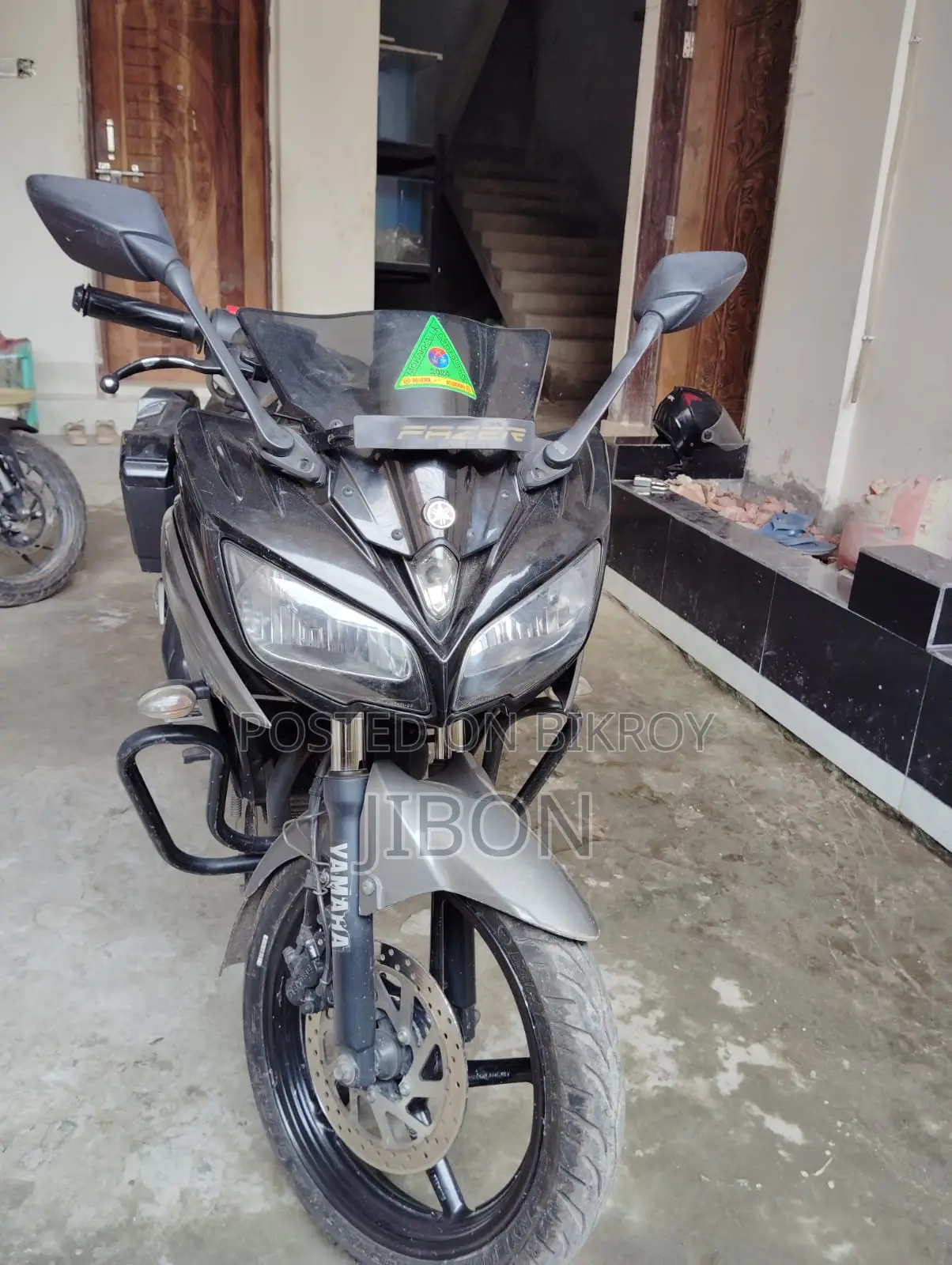 Yamaha 2019 Black