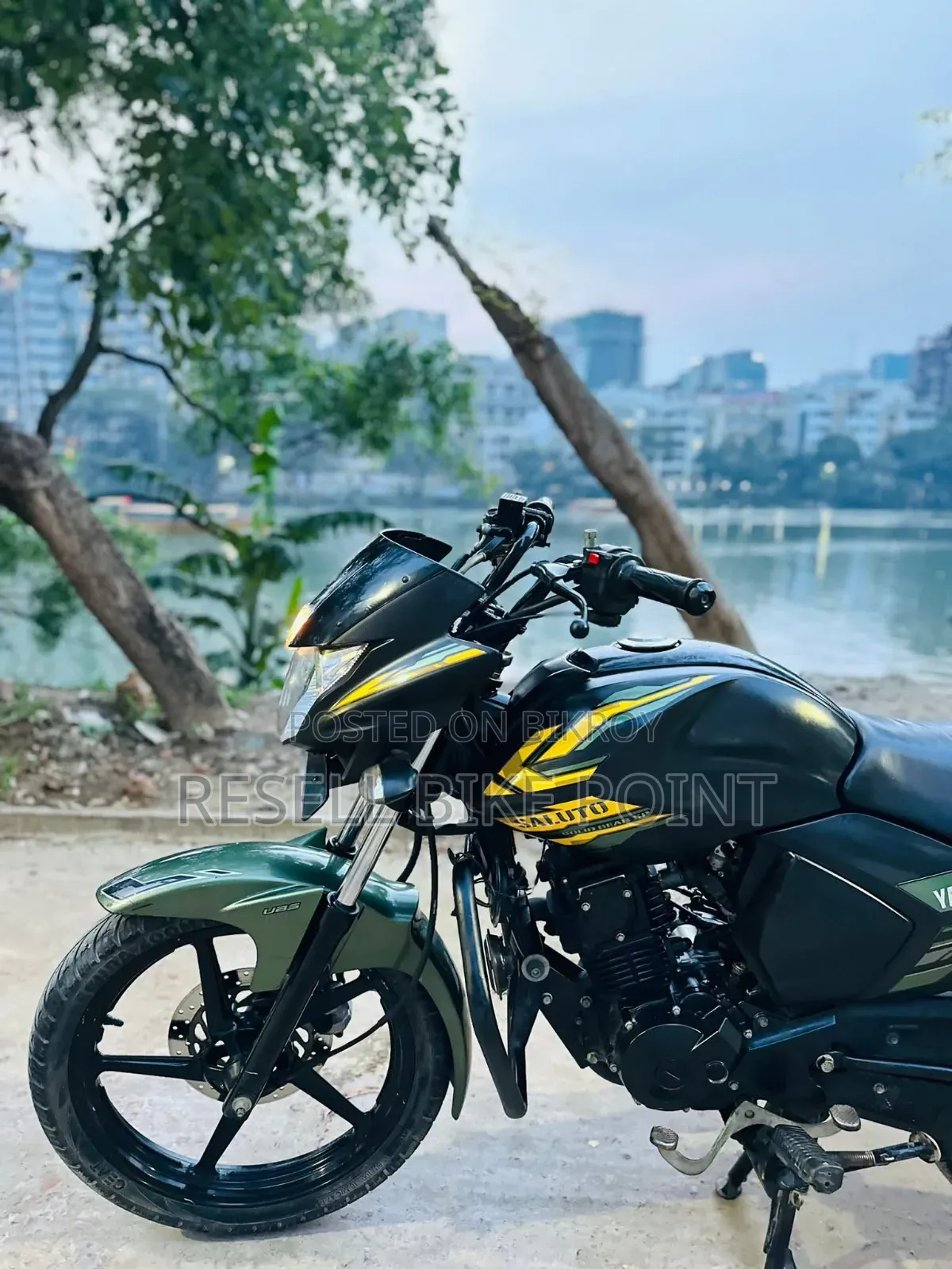 Yamaha 2023 Black