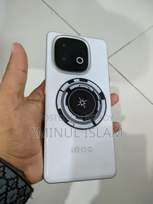 iQOO 256 GB White