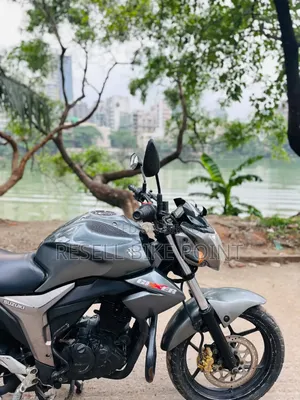 Suzuki Gixxer Monotone 2015 Gray