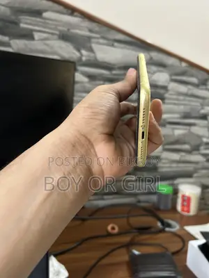 Apple iPhone 11 128 GB Yellow