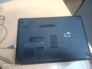 Laptop HP Compaq Presario CQ43 2GB Intel Celeron HDD 320GB