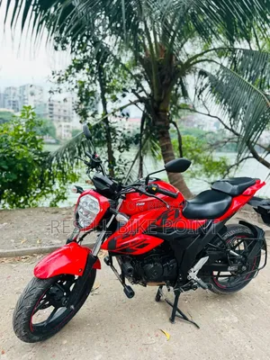 Suzuki 2022 Red