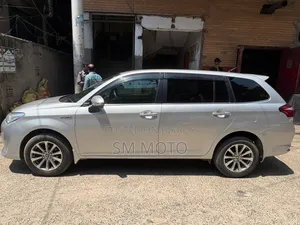Toyota Axio 2016 Silver