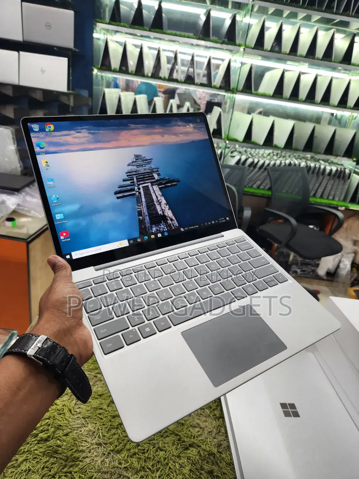Laptop Microsoft Surface Go 8GB Intel Core I5 SSD 256GB