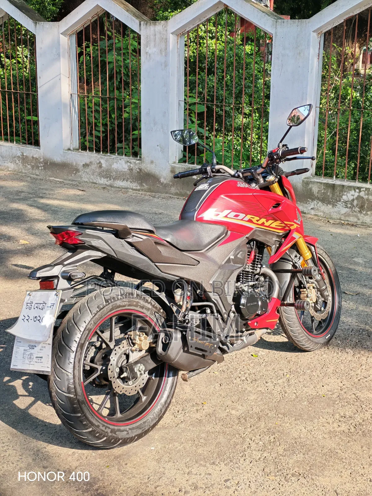 Honda Hornet 2025 Red